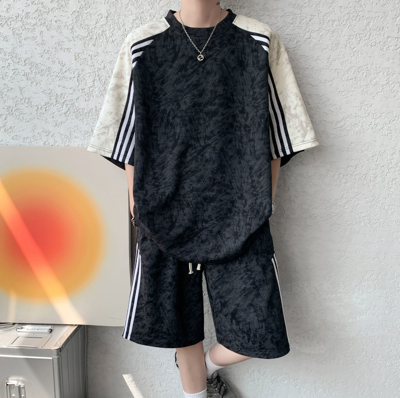 Men's Short-Sleeve T-Shirt Set – Striped Color-Block, Minimalist Style Men's Short-Sleeve T-Shirt Set – Striped Color-Block, Minimalist Style